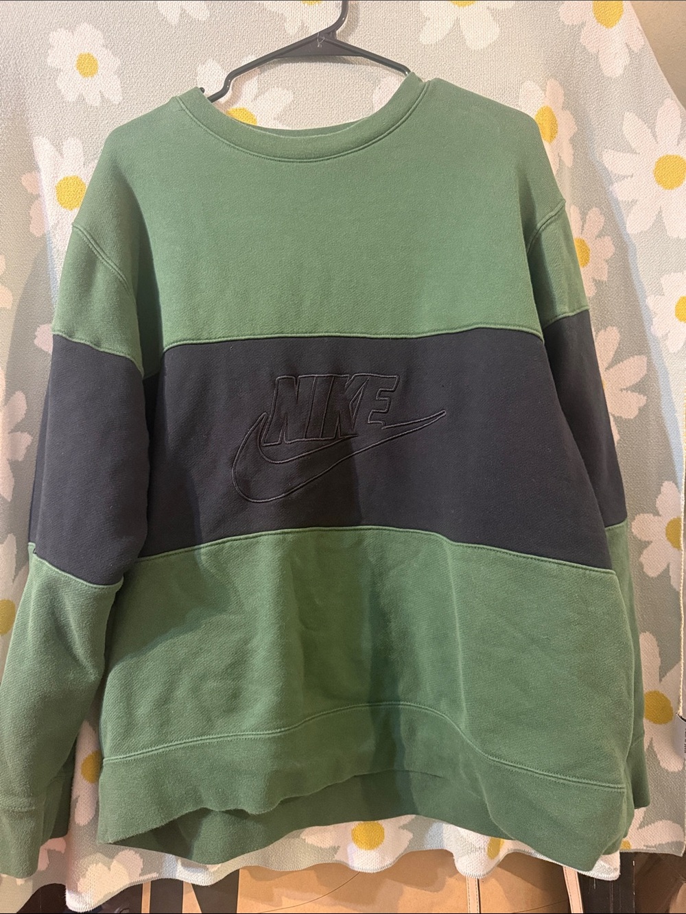Nike Green and Black Colorblock Crewneck Sweatshirt